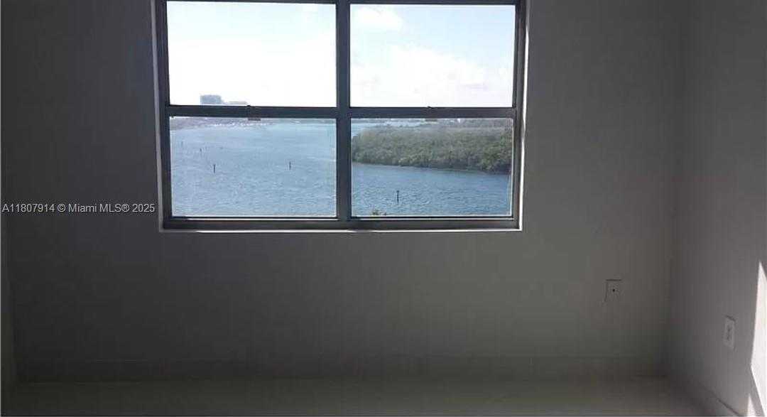Small Image of 400 #1004, Sunny Isles Beach Number 8
