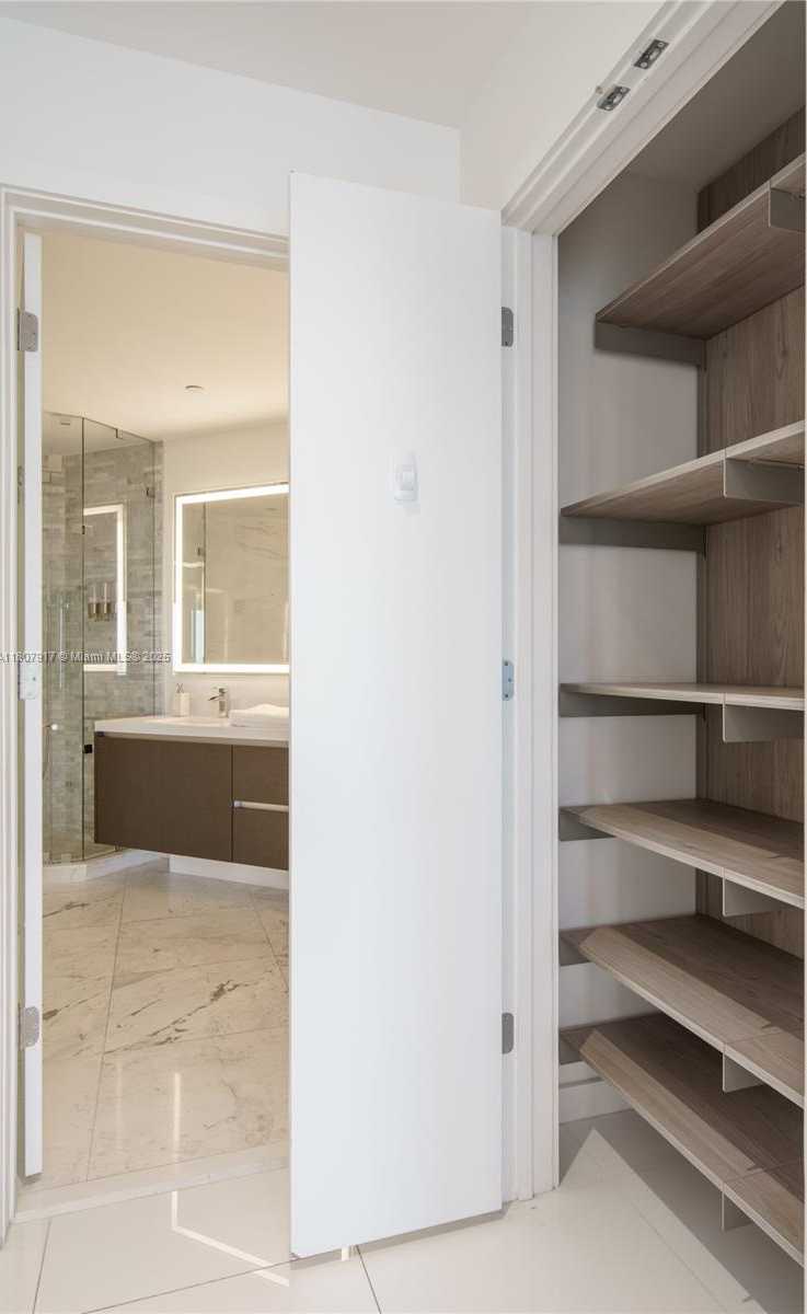Small Image of 851 NORTH EAST 1ST AVE #4406, Miami Number 16
