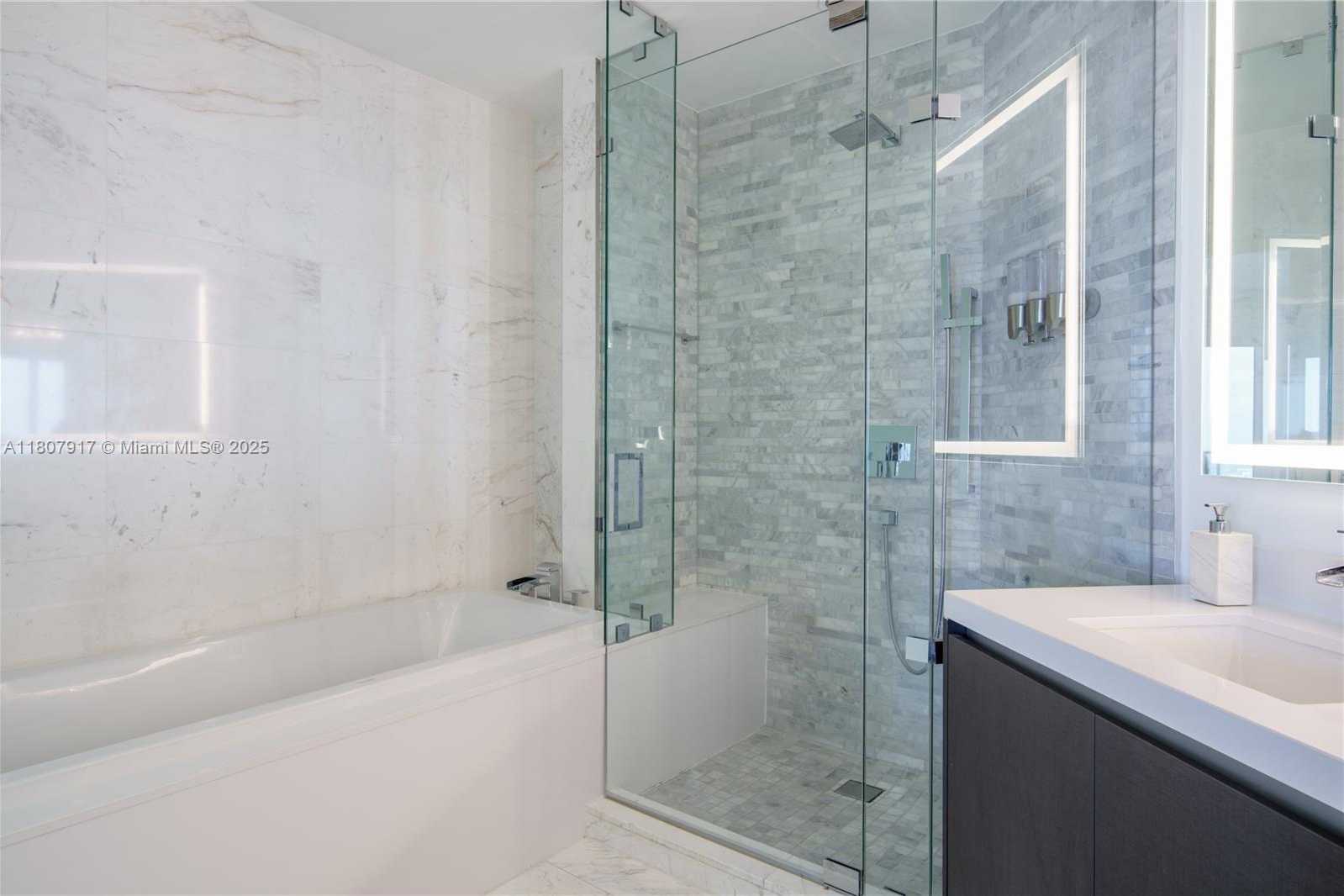 Small Image of 851 NORTH EAST 1ST AVE #4406, Miami Number 17
