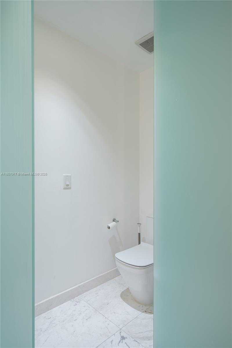 Small Image of 851 NORTH EAST 1ST AVE #4406, Miami Number 19