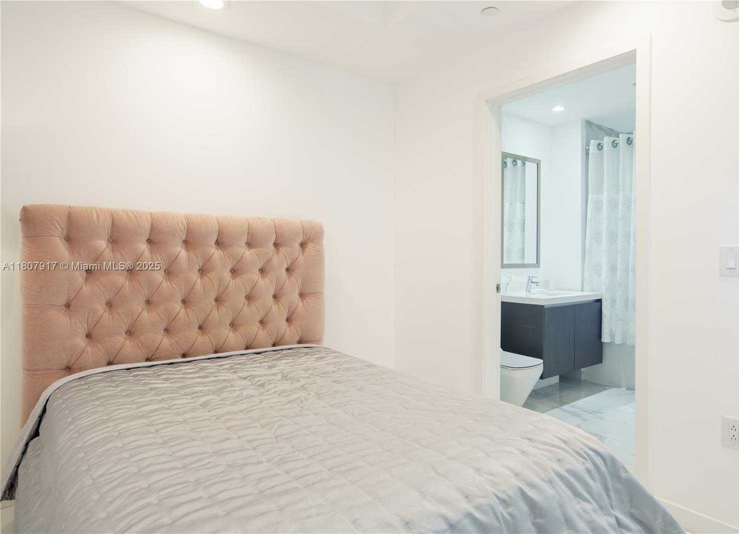 Small Image of 851 NORTH EAST 1ST AVE #4406, Miami Number 29