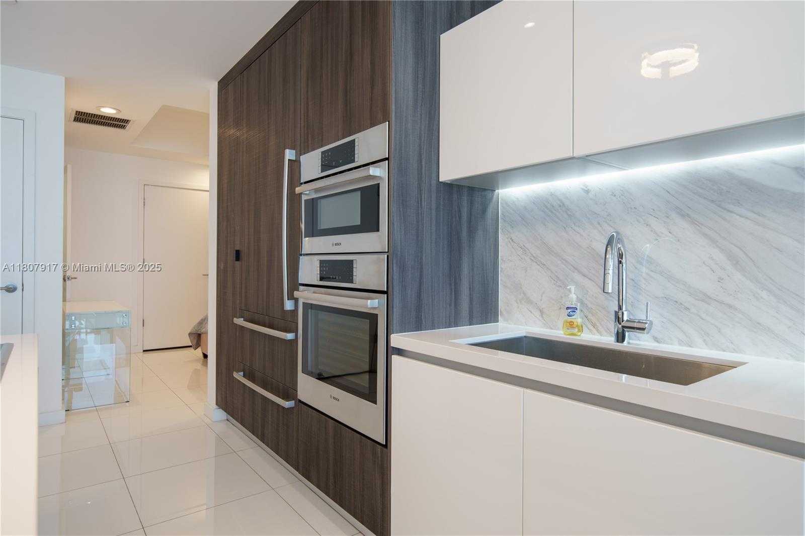 Small Image of 851 NORTH EAST 1ST AVE #4406, Miami Number 31