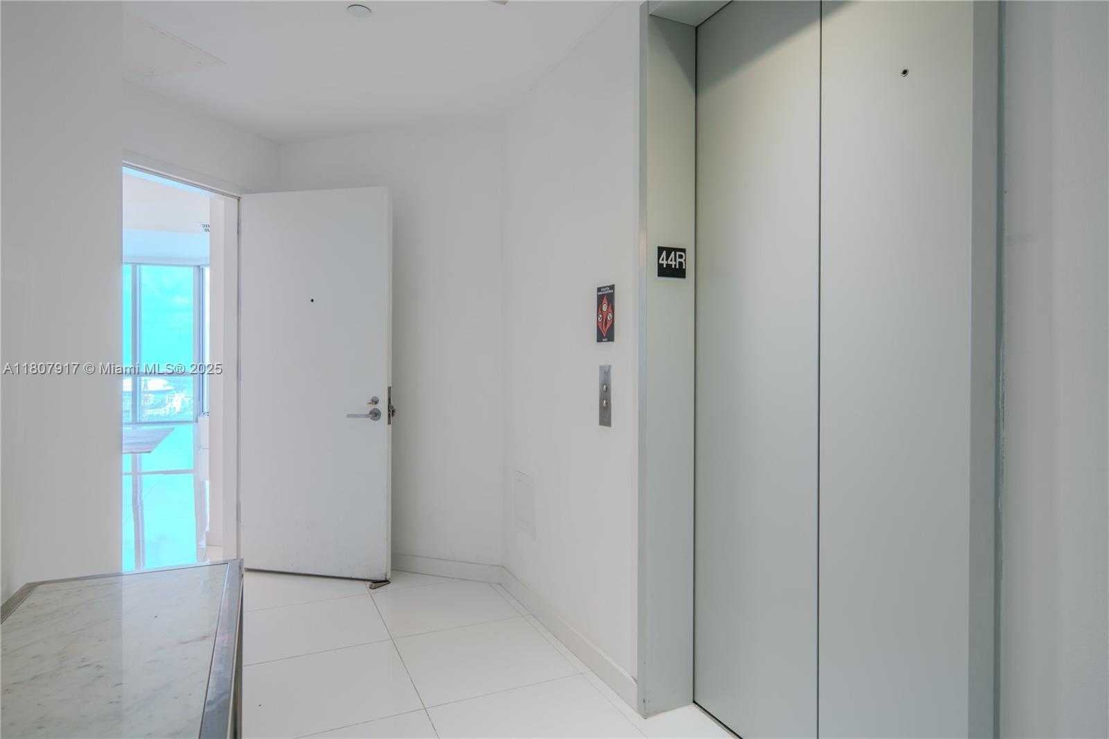 Small Image of 851 NORTH EAST 1ST AVE #4406, Miami Number 42