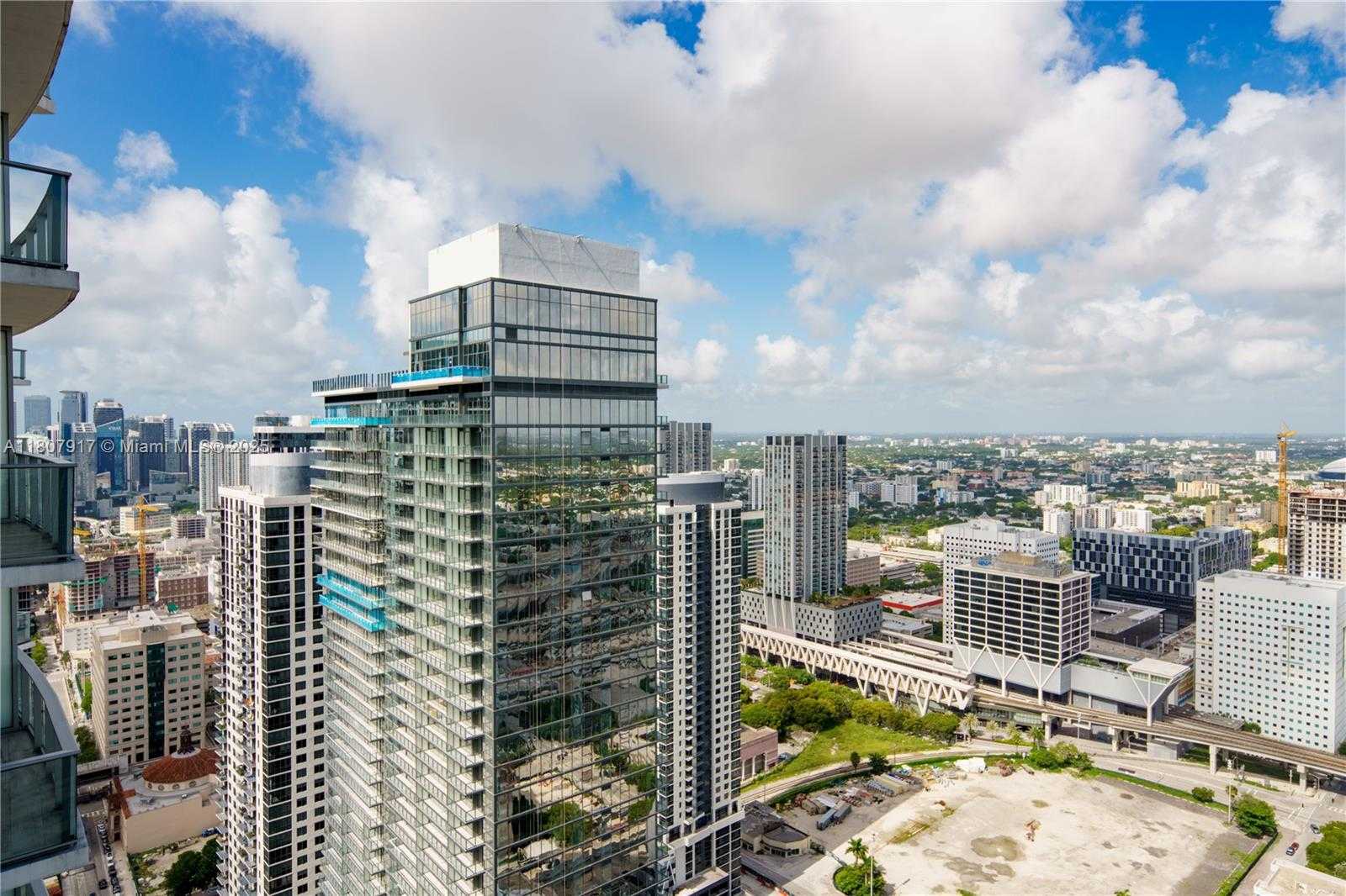 Small Image of 851 NORTH EAST 1ST AVE #4406, Miami Number 5