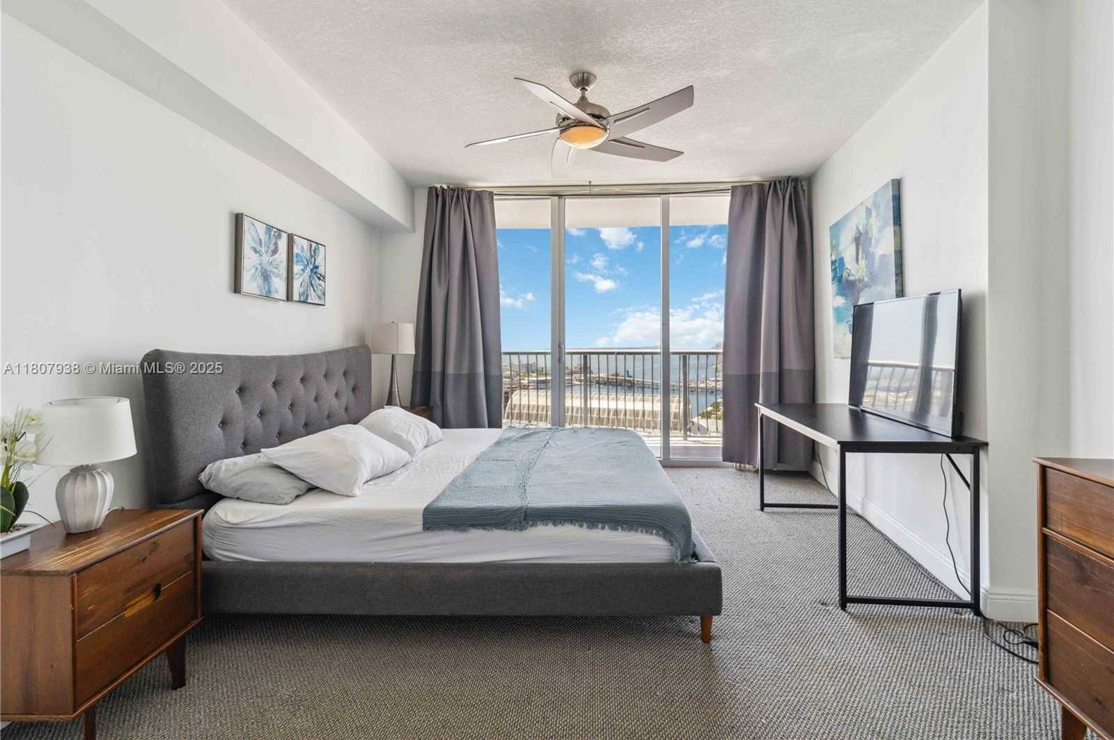Small Image of 1750 NORTH BAYSHORE DR #4604, Miami Number 8