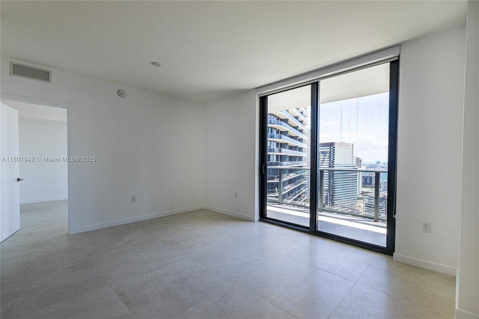Small Image of 45 SOUTH WEST 9TH ST #3302, Miami Number 12