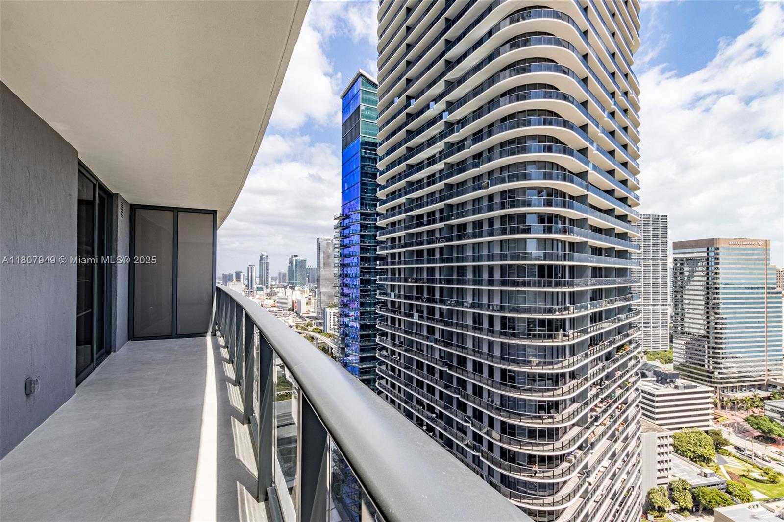 Small Image of 45 SOUTH WEST 9TH ST #3302, Miami Number 2