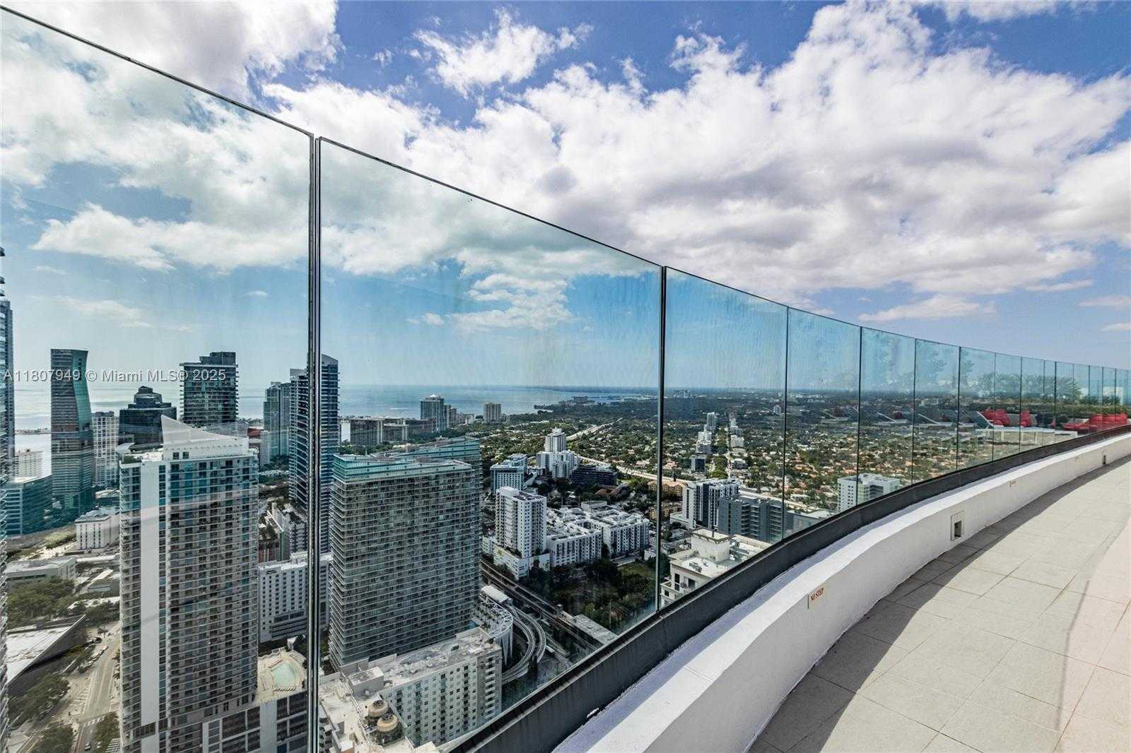 Small Image of 45 SOUTH WEST 9TH ST #3302, Miami Number 24
