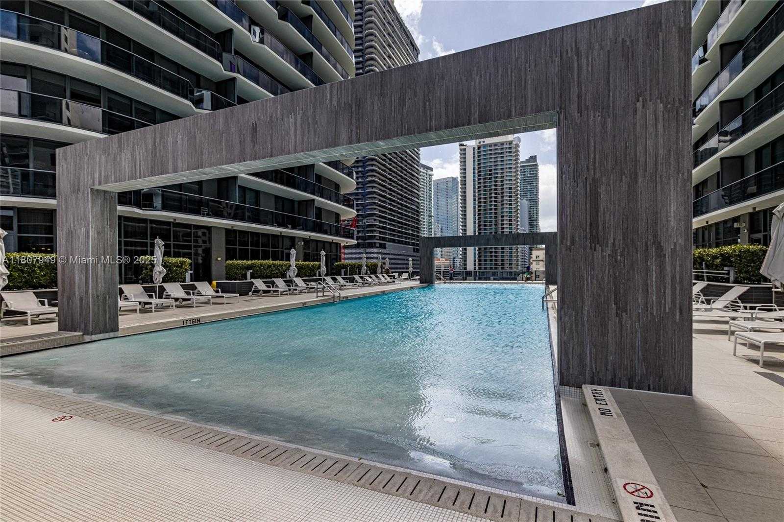 Small Image of 45 SOUTH WEST 9TH ST #3302, Miami Number 29