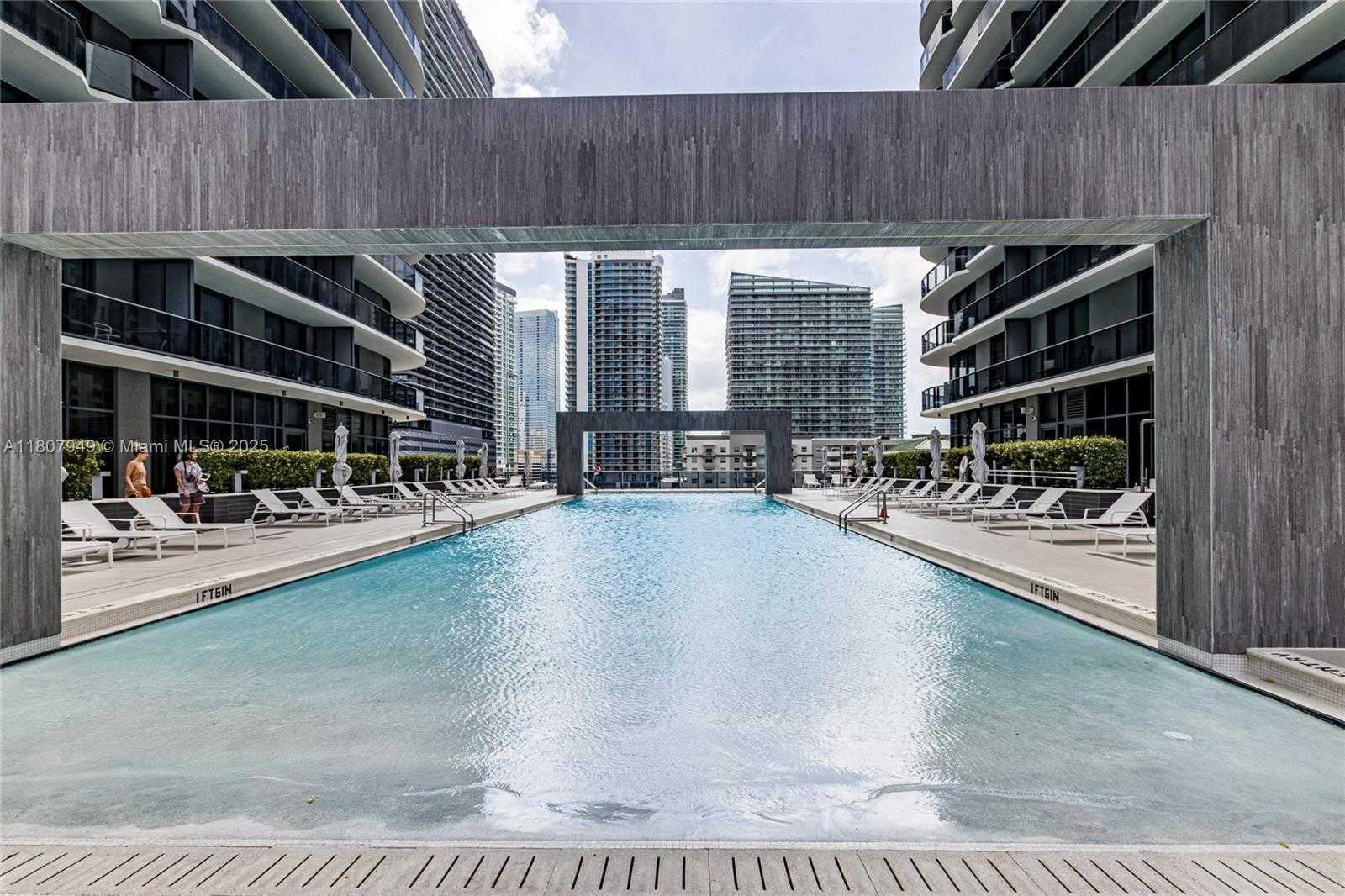 Small Image of 45 SOUTH WEST 9TH ST #3302, Miami Number 30