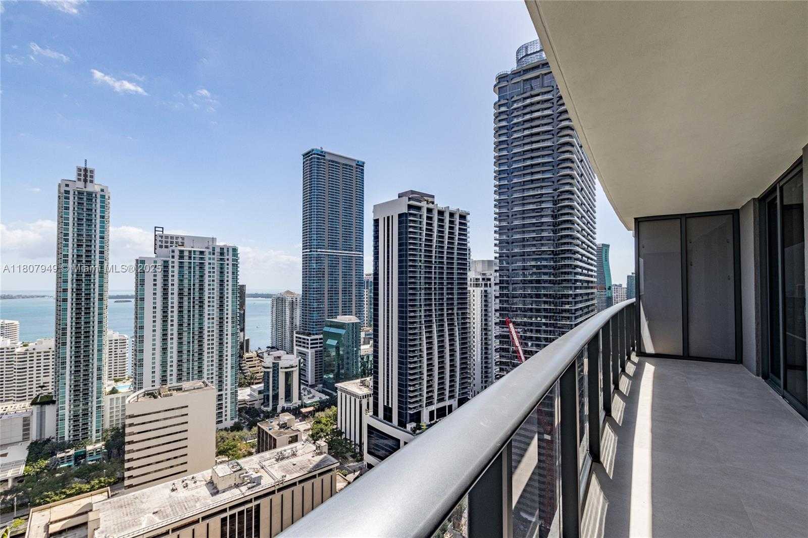 Small Image of 45 SOUTH WEST 9TH ST #3302, Miami Number 4
