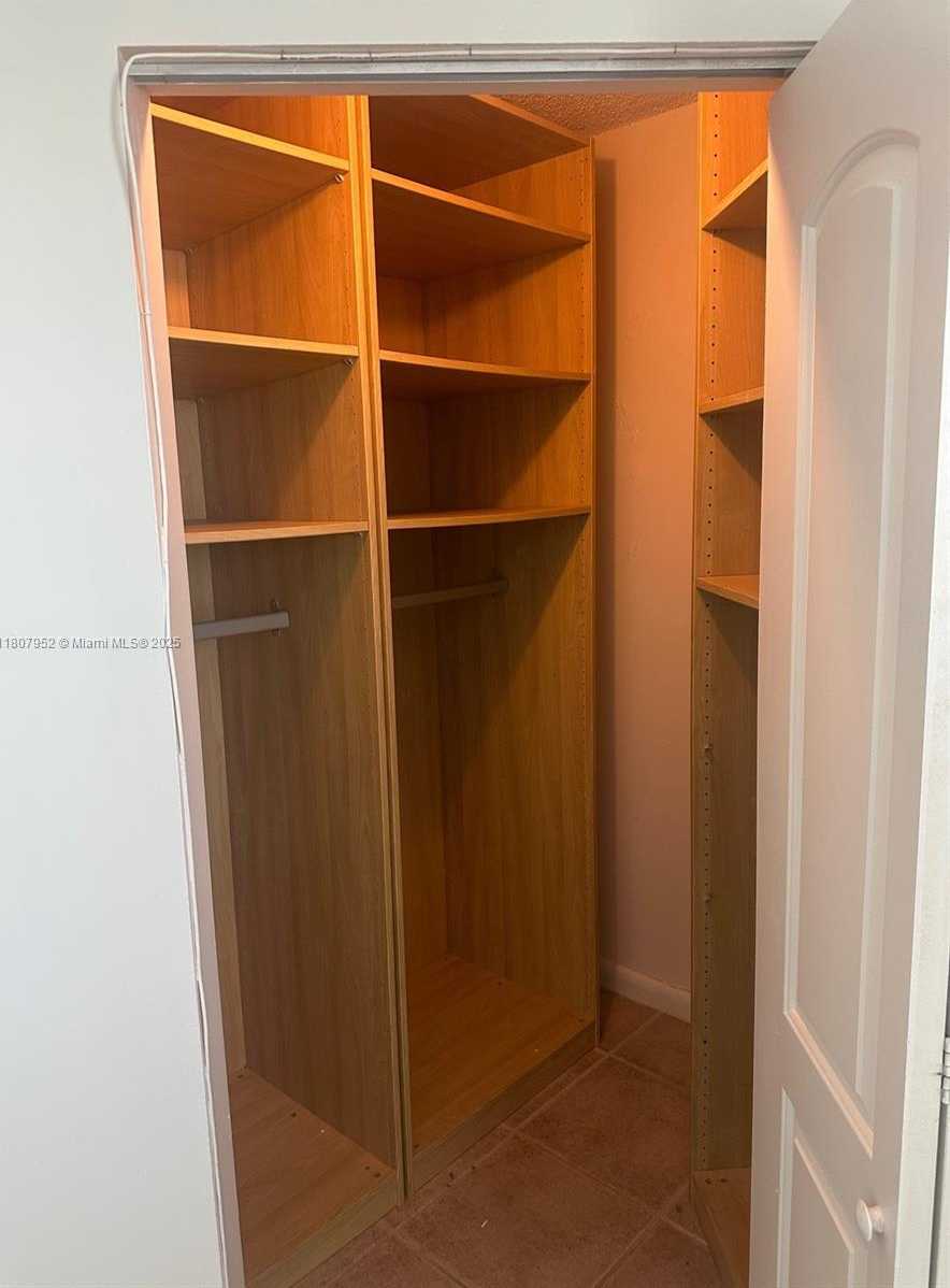 Small Image of 9741 FONTAINEBLEAU BLVD #H109, Miami Number 9