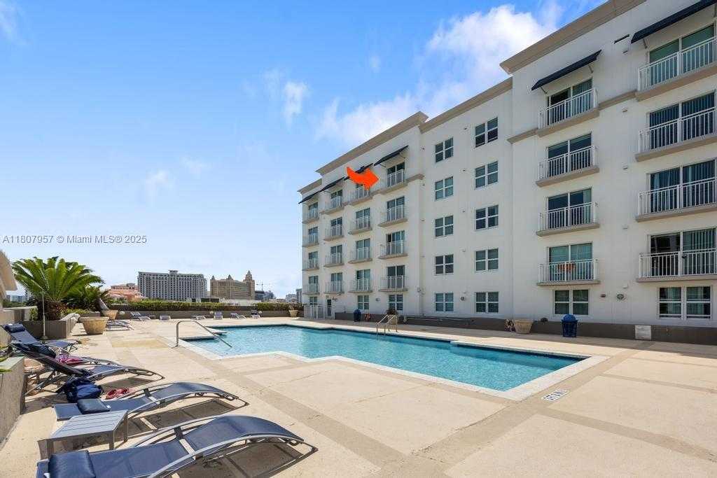 Small Image of 50 MENORES AVE #805, Coral Gables Number 22