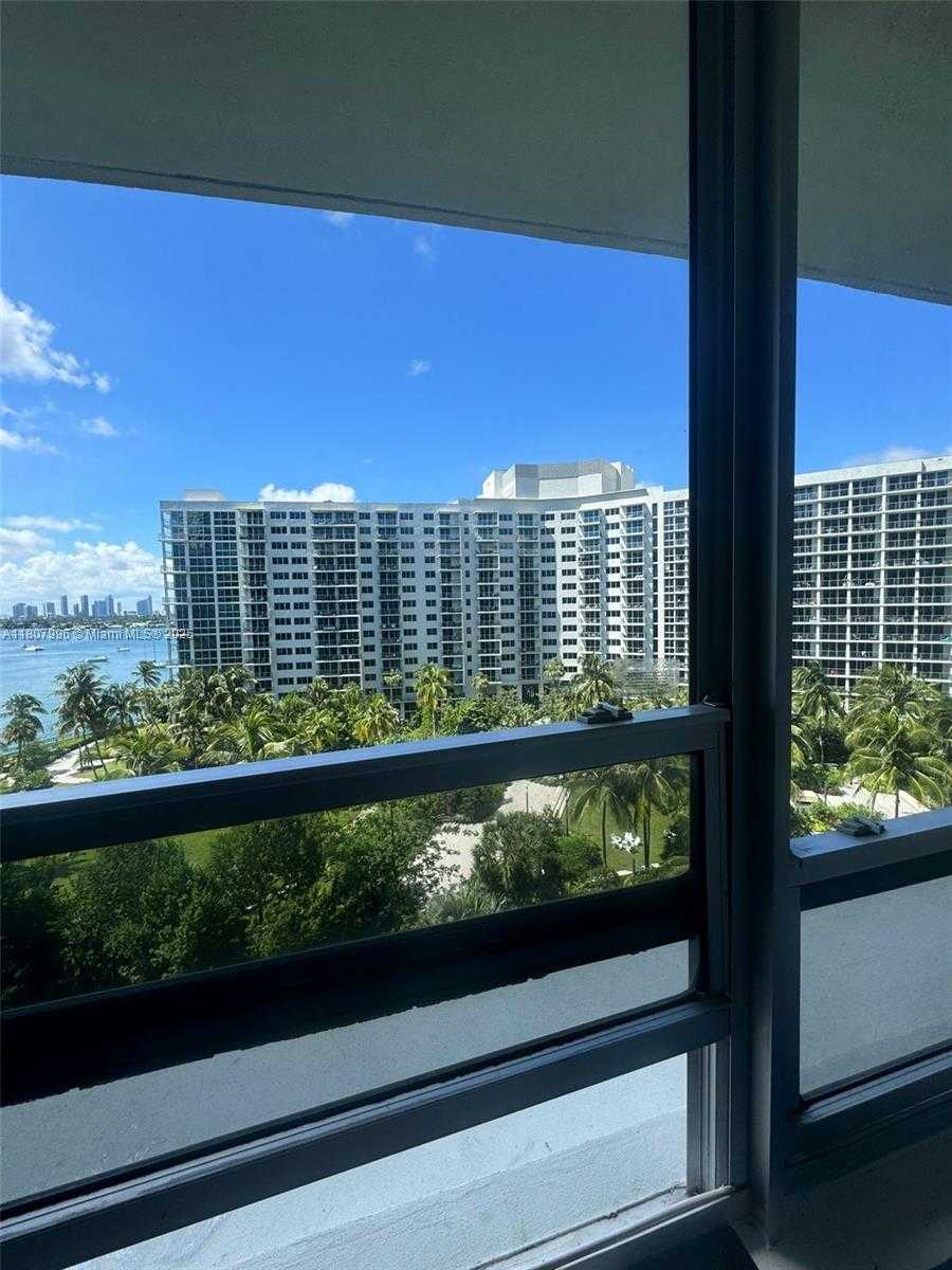 Small Image of 1500 BAY RD #856S, Miami Beach Number 2