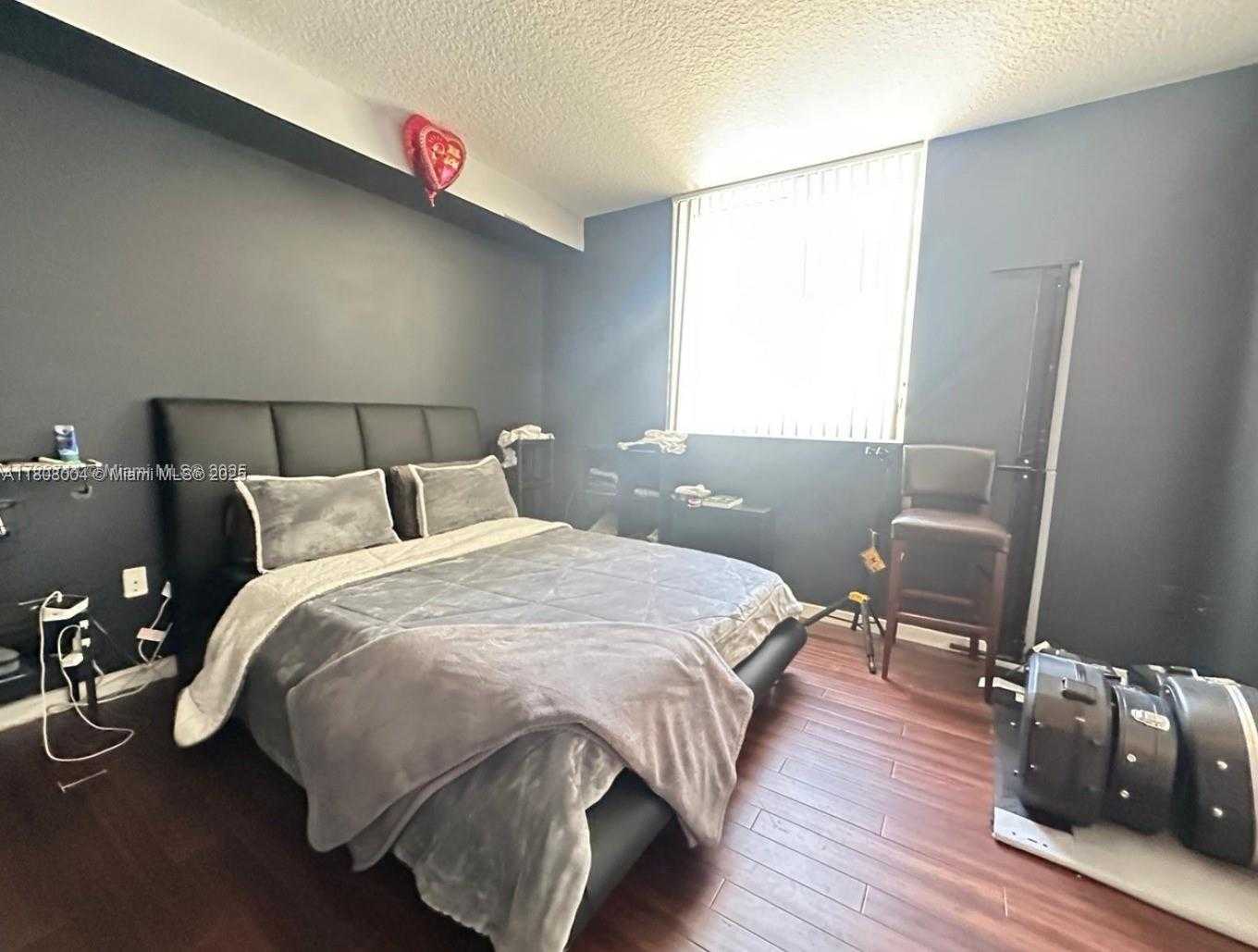 Small Image of 601 NORTH EAST 23RD ST #901, Miami Number 2