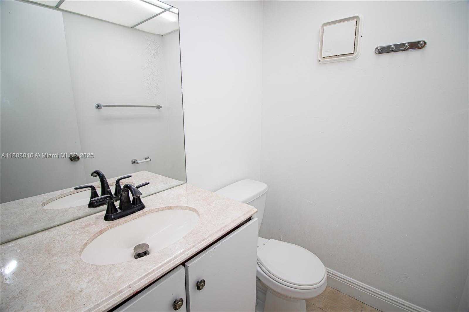 Small Image of 9367 FONTAINEBLEAU BLVD #G211, Miami Number 16