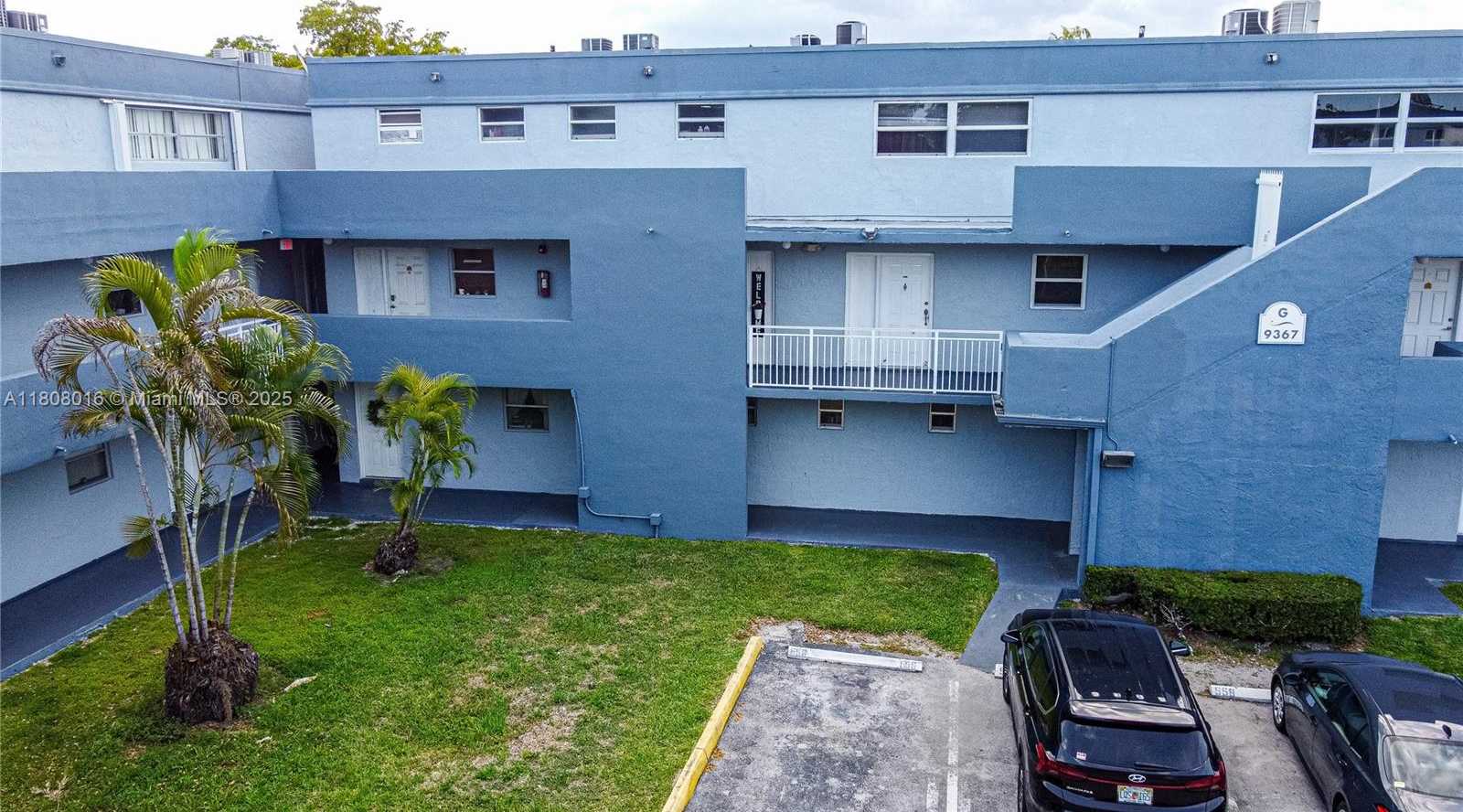 Small Image of 9367 FONTAINEBLEAU BLVD #G211, Miami Number 6