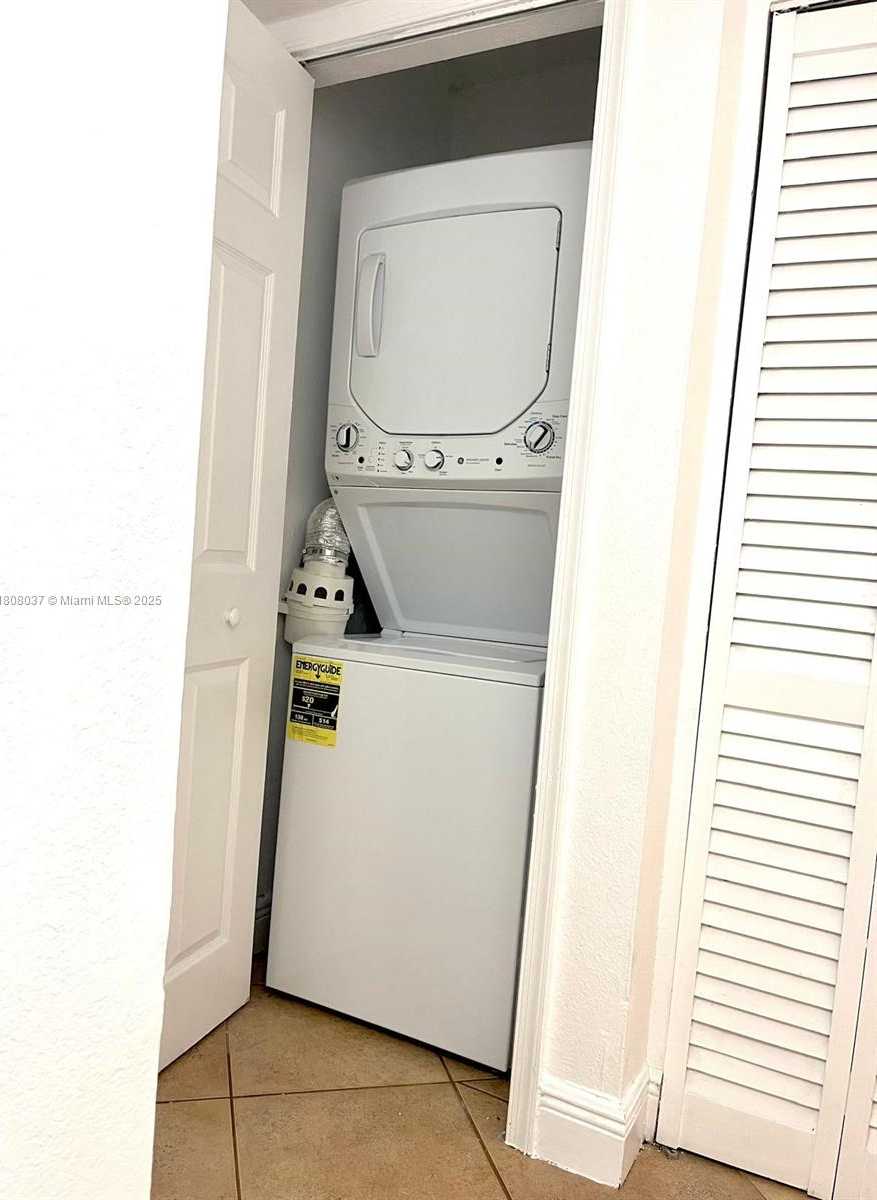 Small Image of 3021 WEST 76TH ST #C-101, Hialeah Number 15