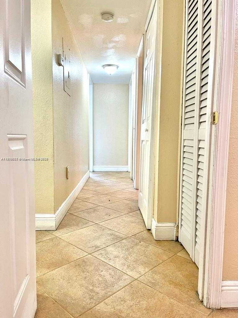 Small Image of 3021 WEST 76TH ST #C-101, Hialeah Number 7