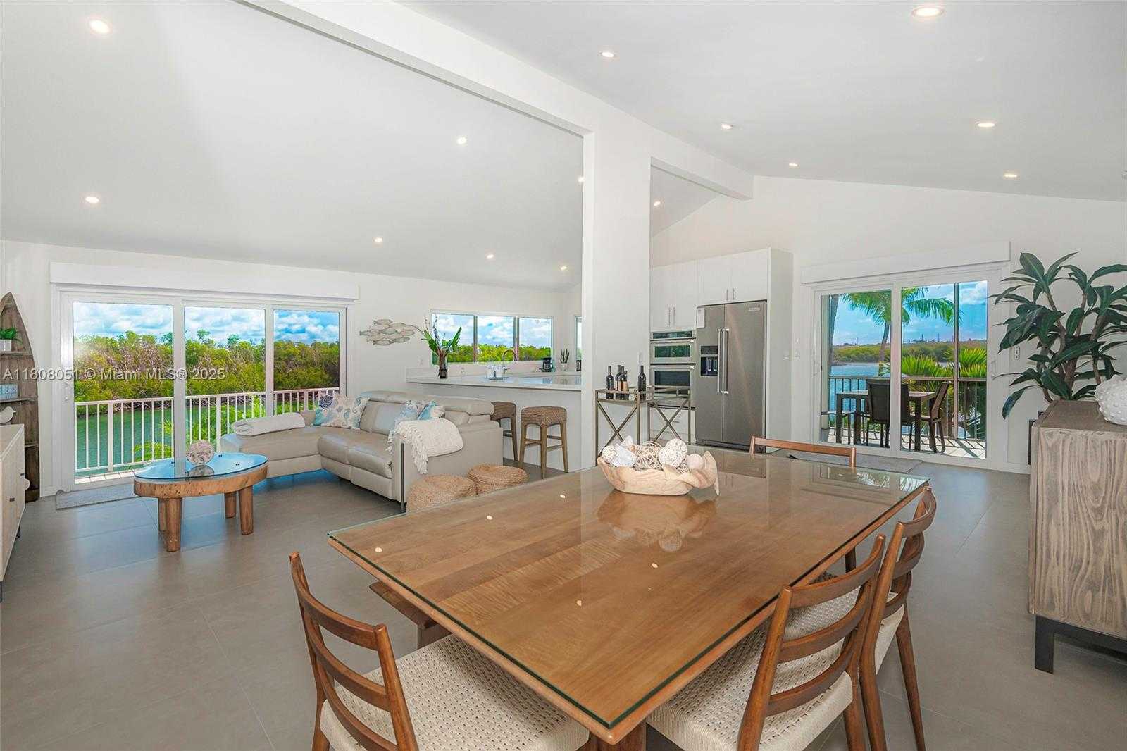 Small Image of 195 KAHIKI DR, Plantation Key Number 9