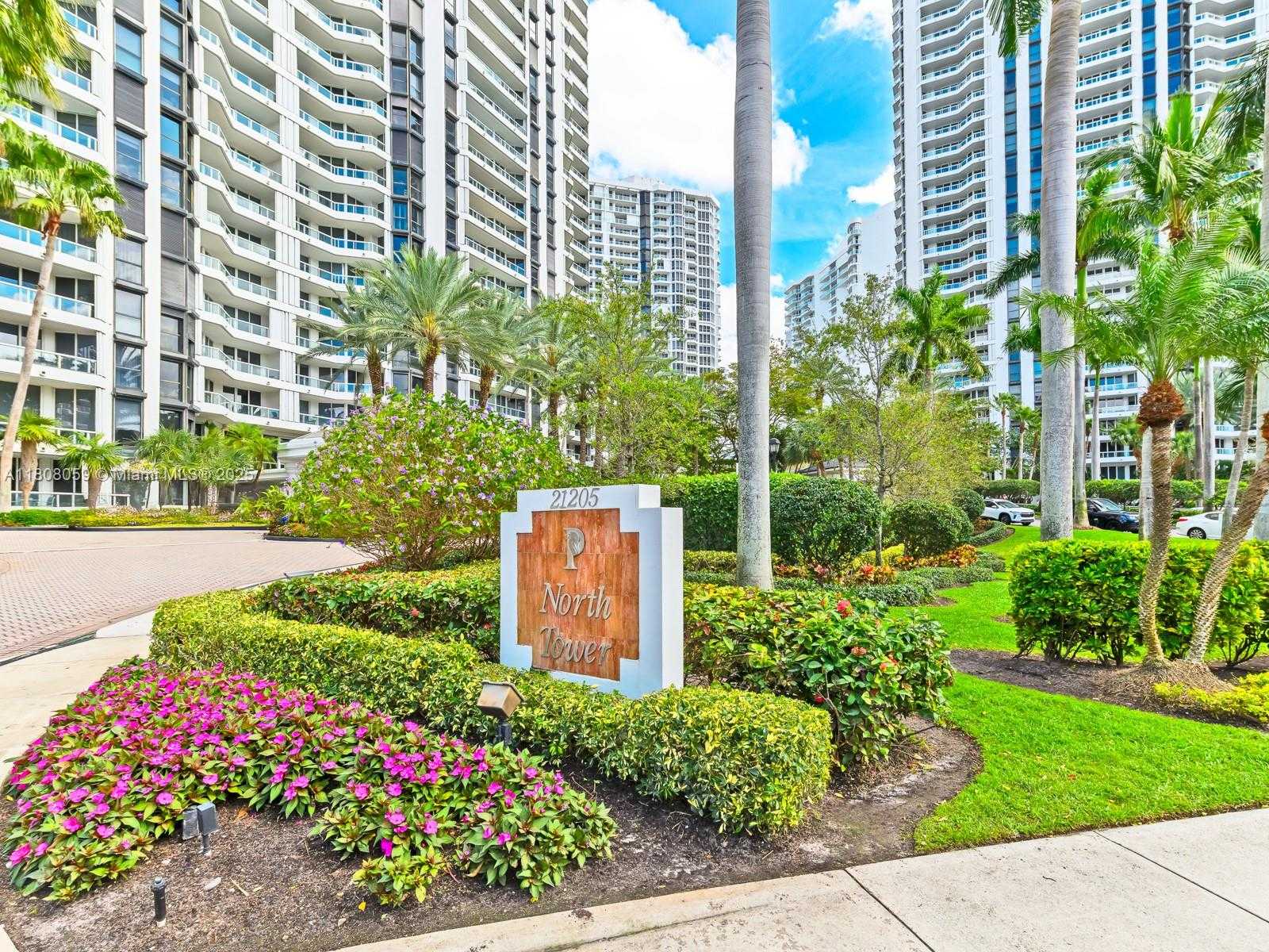 Small Image of 21205 YACHT CLUB DR #601, Aventura Number 2