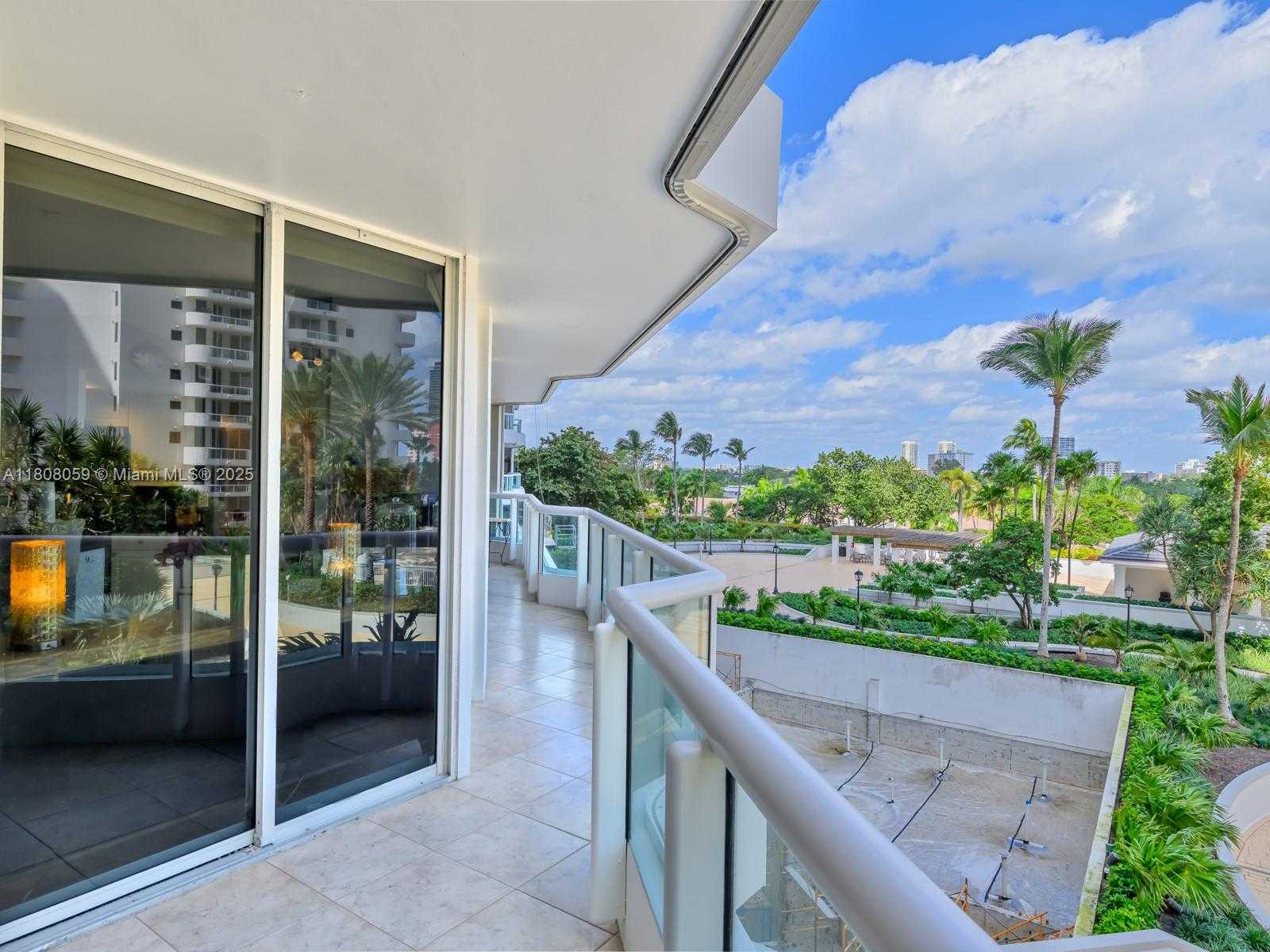 Small Image of 21205 YACHT CLUB DR #601, Aventura Number 38
