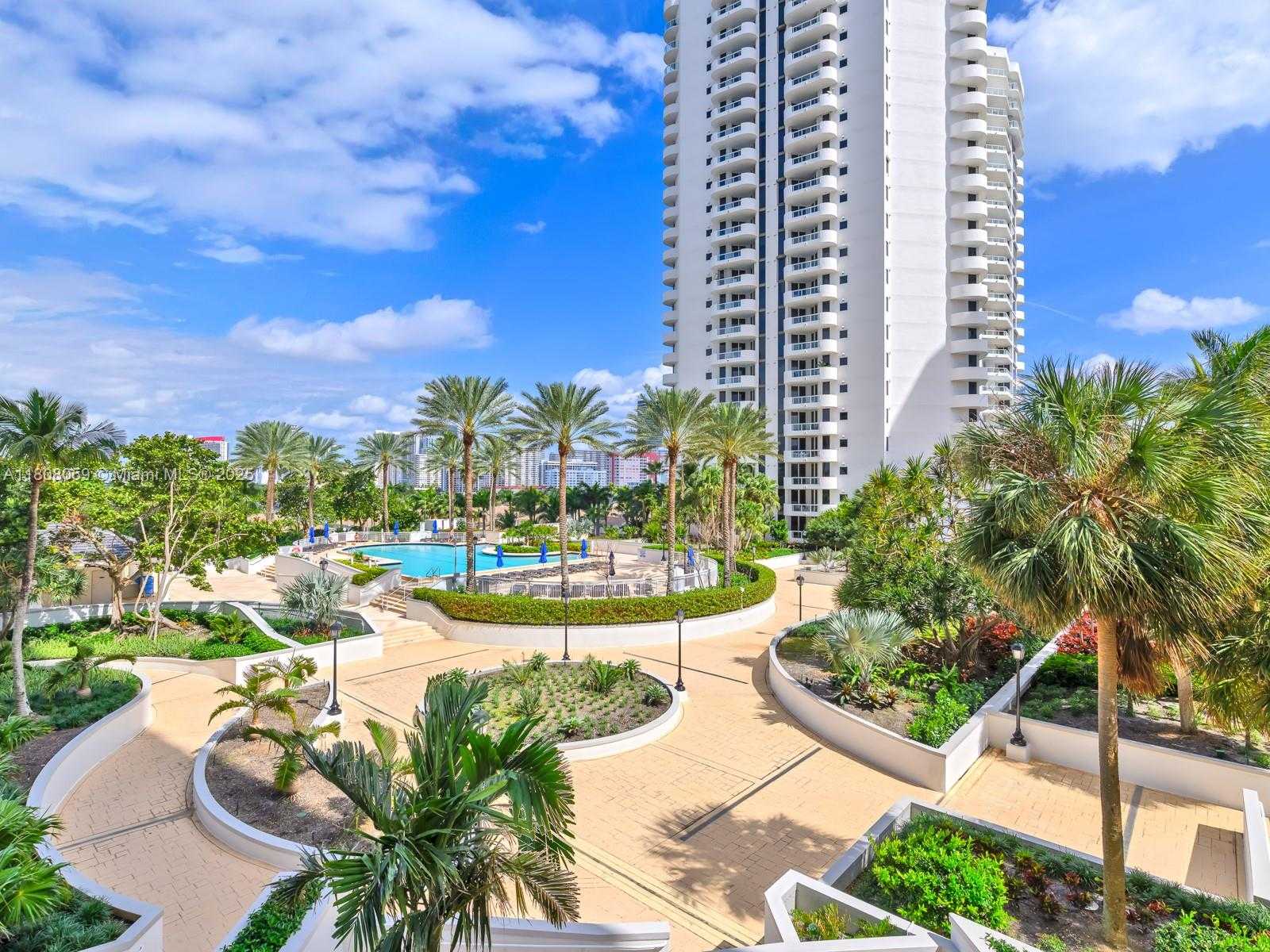 Small Image of 21205 YACHT CLUB DR #601, Aventura Number 39