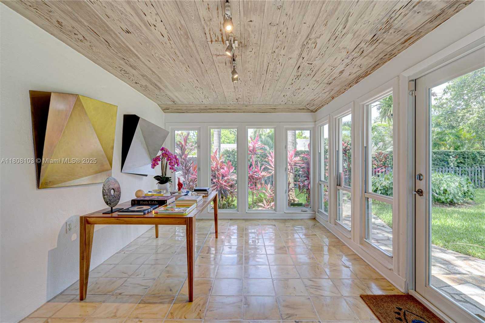 Small Image of 228 SOUTH WEST 31ST RD, Miami Number 14
