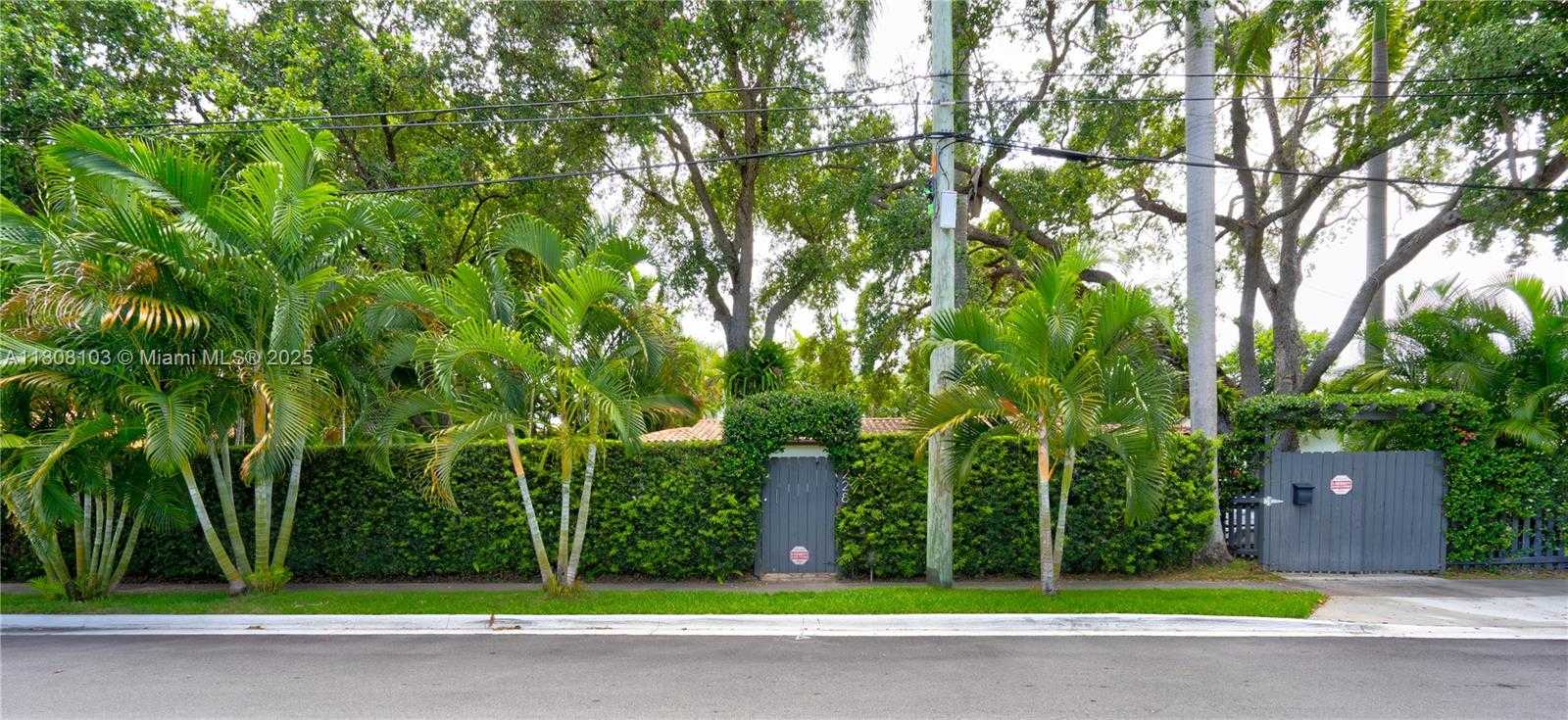 Small Image of 228 SOUTH WEST 31ST RD, Miami Number 2