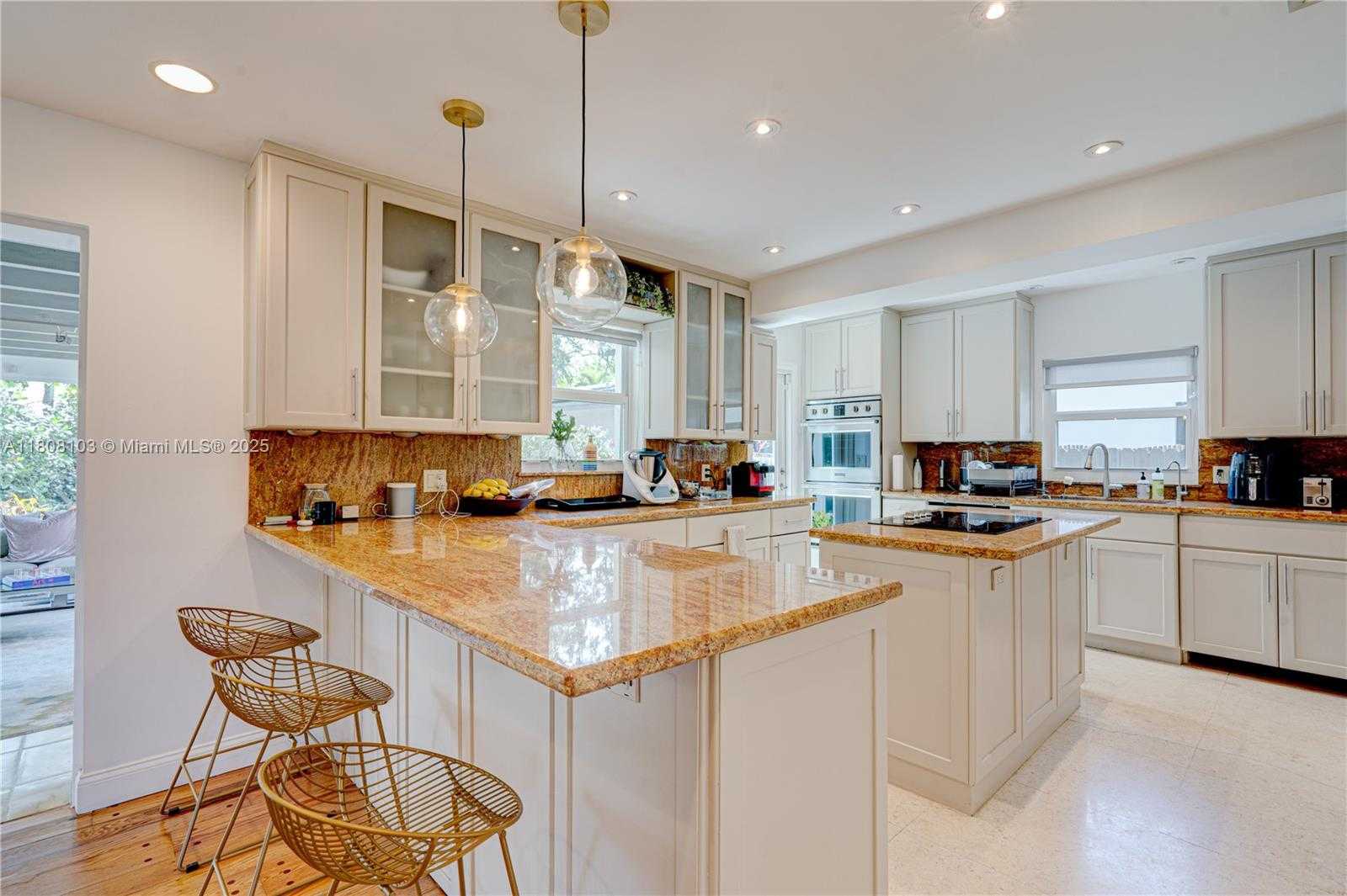 Small Image of 228 SOUTH WEST 31ST RD, Miami Number 24