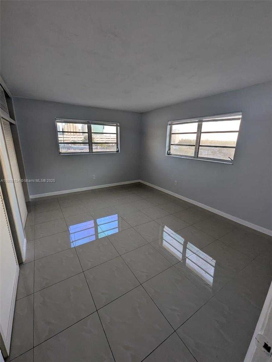 Small Image of 7410 SOUTH WEST 82ND ST #K411, Miami Number 14