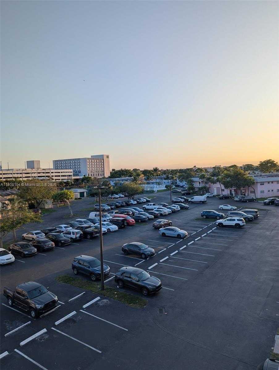 Small Image of 7410 SOUTH WEST 82ND ST #K411, Miami Number 7