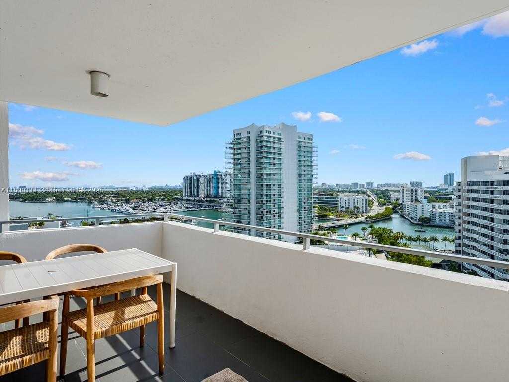 Small Image of 11 ISLAND AVE #1712, Miami Beach Number 19