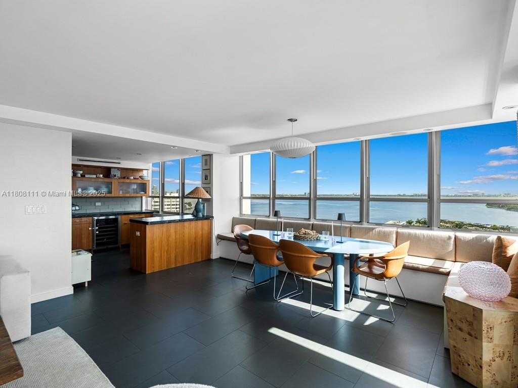 Small Image of 11 ISLAND AVE #1712, Miami Beach Number 8
