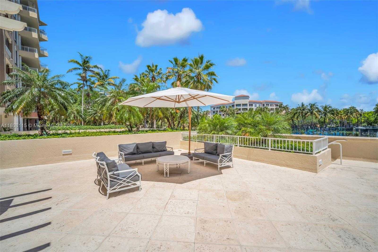 Small Image of 765 CRANDON BLVD #109, Key Biscayne Number 17