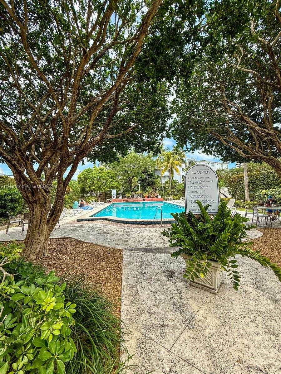 Small Image of 255 WEST 24TH ST #232, Miami Beach Number 5