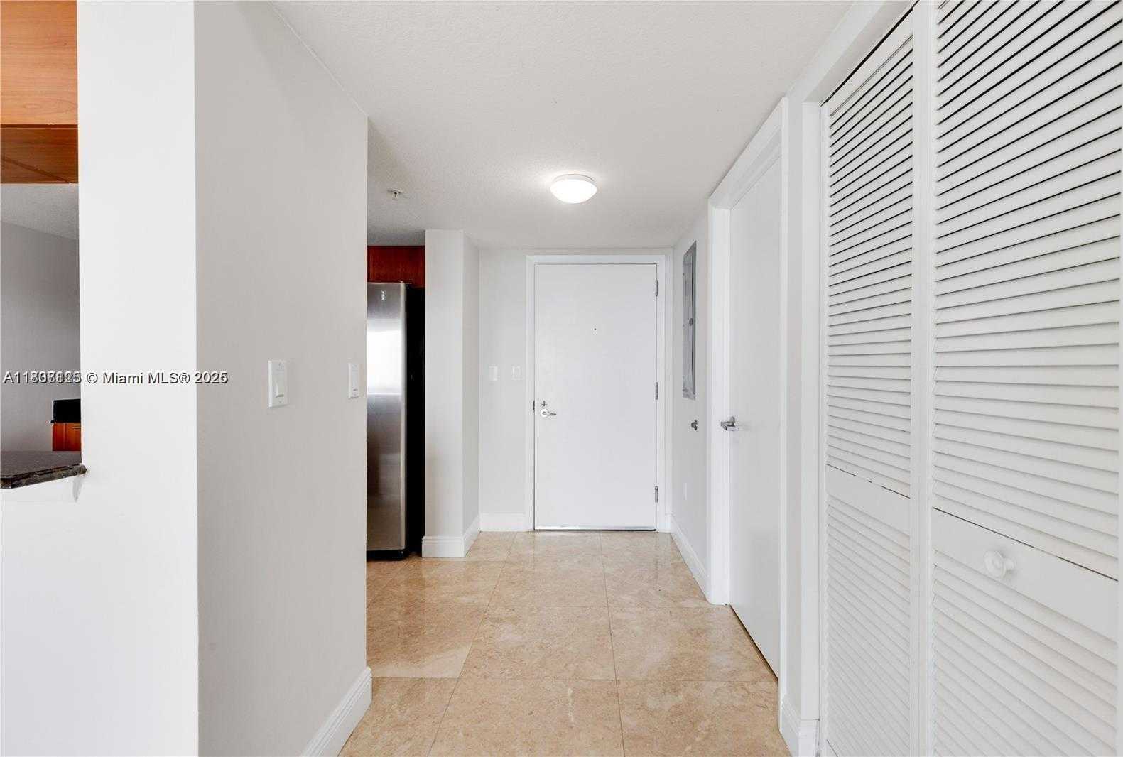 Small Image of 1800 NORTH BAYSHORE DR #2510, Miami Number 12