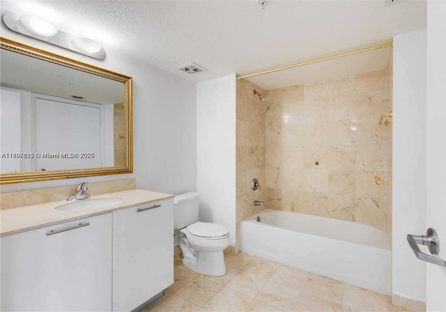 Small Image of 1800 NORTH BAYSHORE DR #2510, Miami Number 9