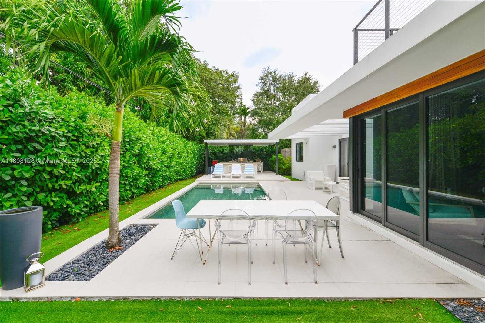 Small Image of 7940 SOUTH WEST 58TH CT #N/A, South Miami Number 11