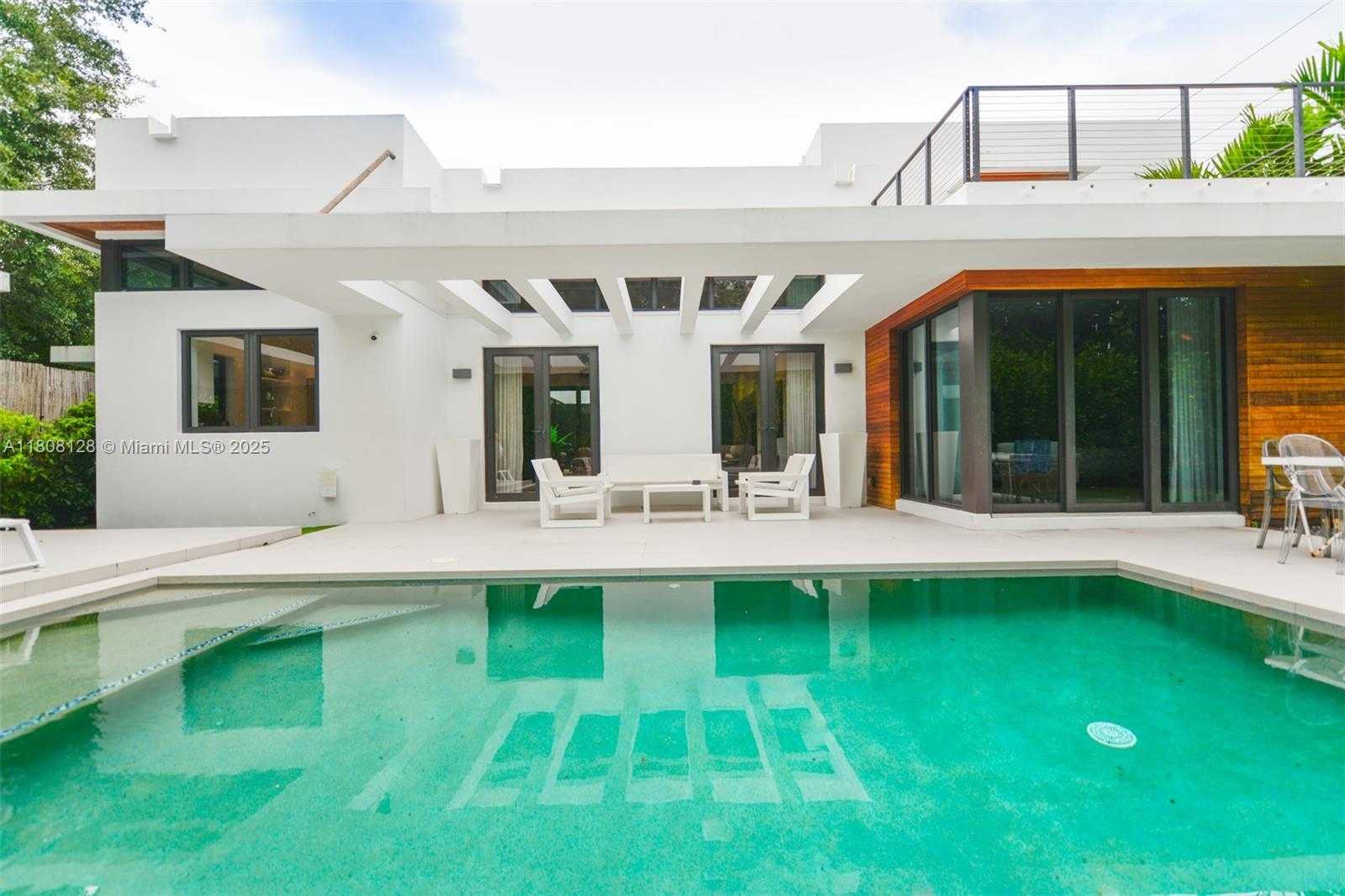 Small Image of 7940 SOUTH WEST 58TH CT #N/A, South Miami Number 18
