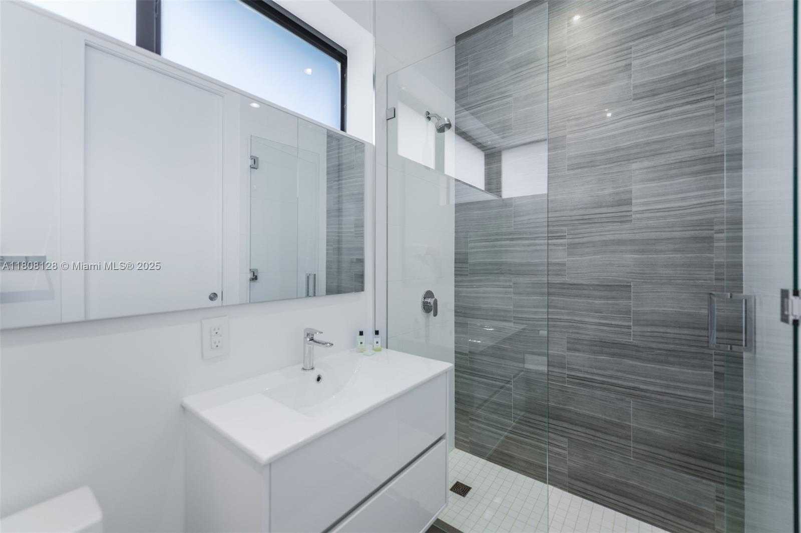 Small Image of 7940 SOUTH WEST 58TH CT #N/A, South Miami Number 45