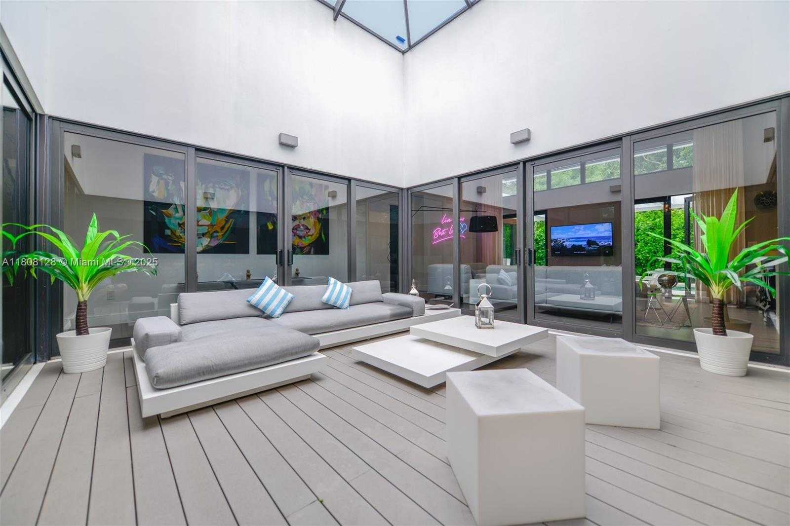Small Image of 7940 SOUTH WEST 58TH CT #N/A, South Miami Number 47