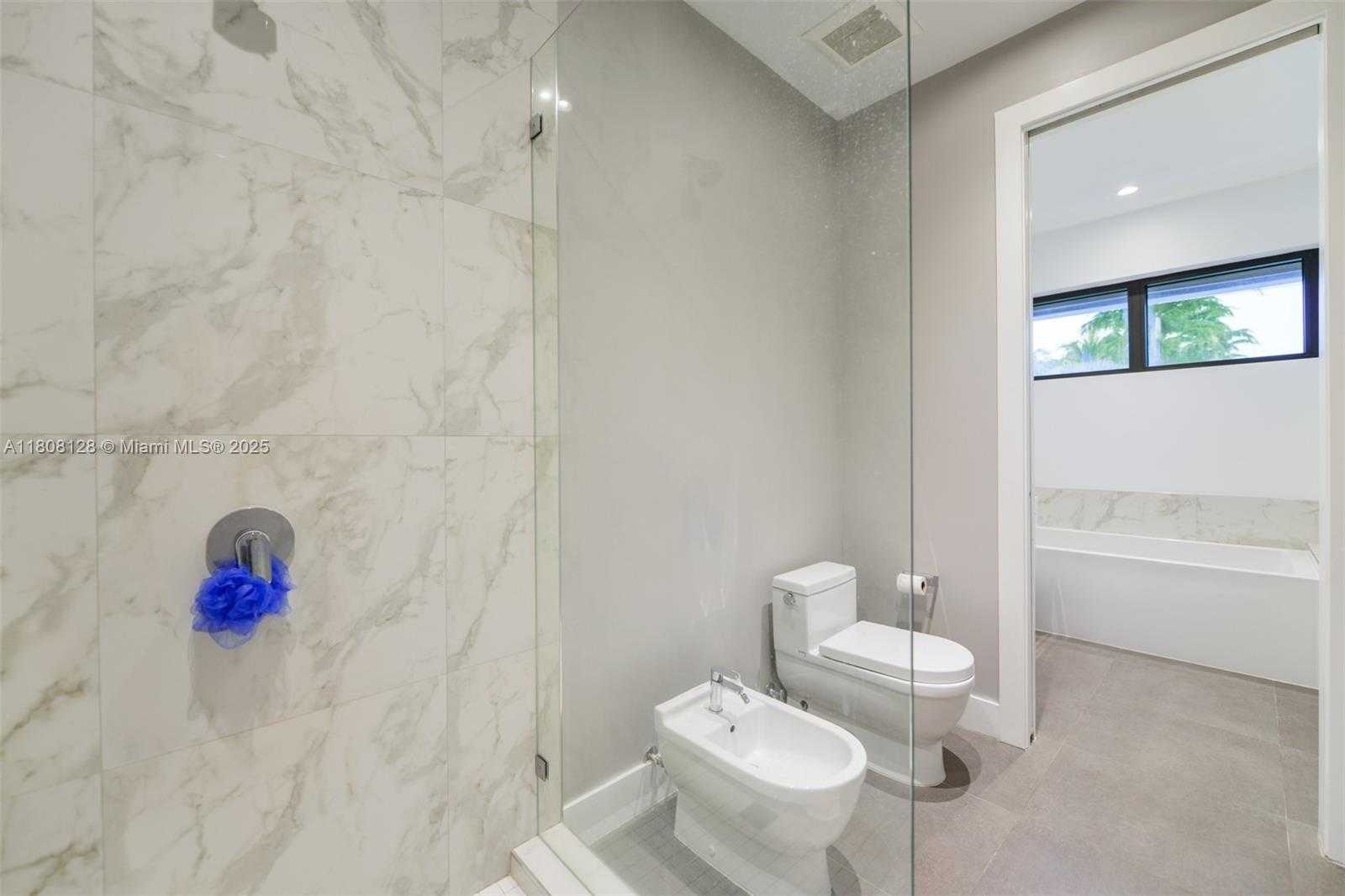 Small Image of 7940 SOUTH WEST 58TH CT #N/A, South Miami Number 69