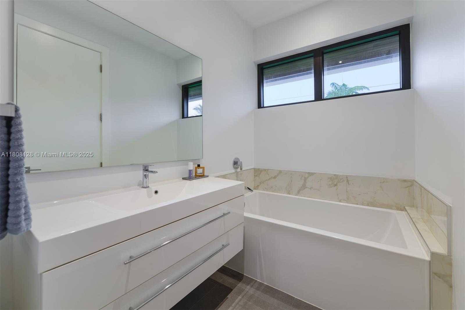Small Image of 7940 SOUTH WEST 58TH CT #N/A, South Miami Number 70