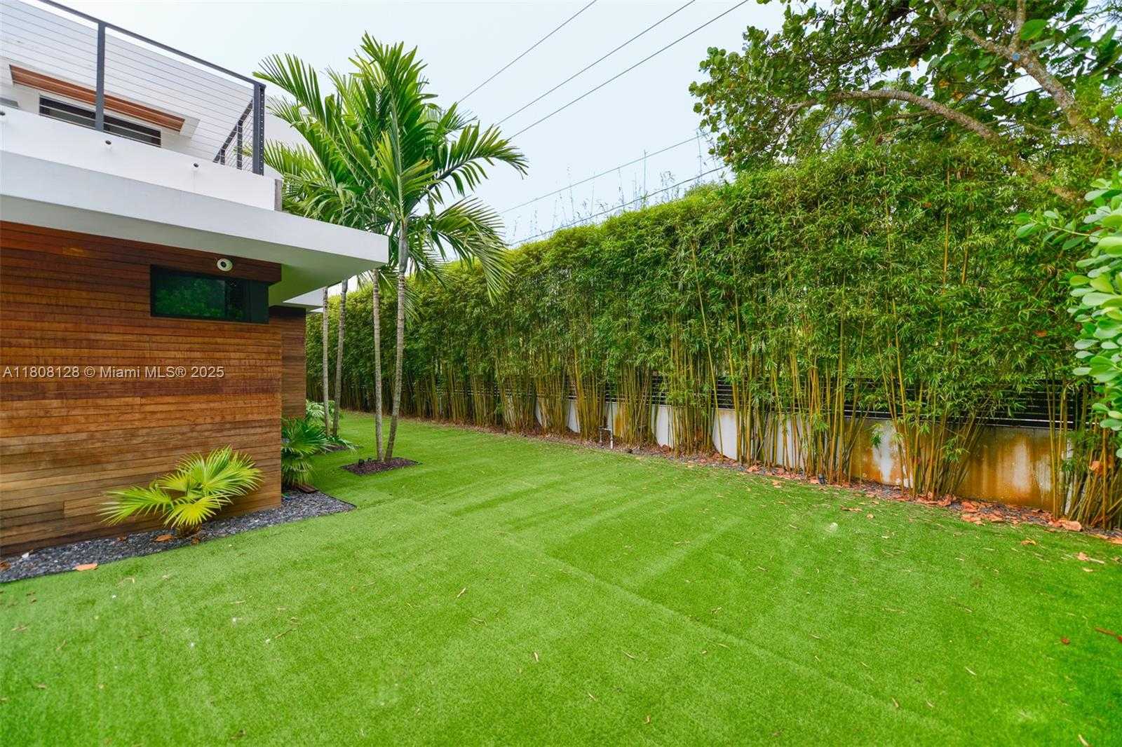 Small Image of 7940 SOUTH WEST 58TH CT #N/A, South Miami Number 8