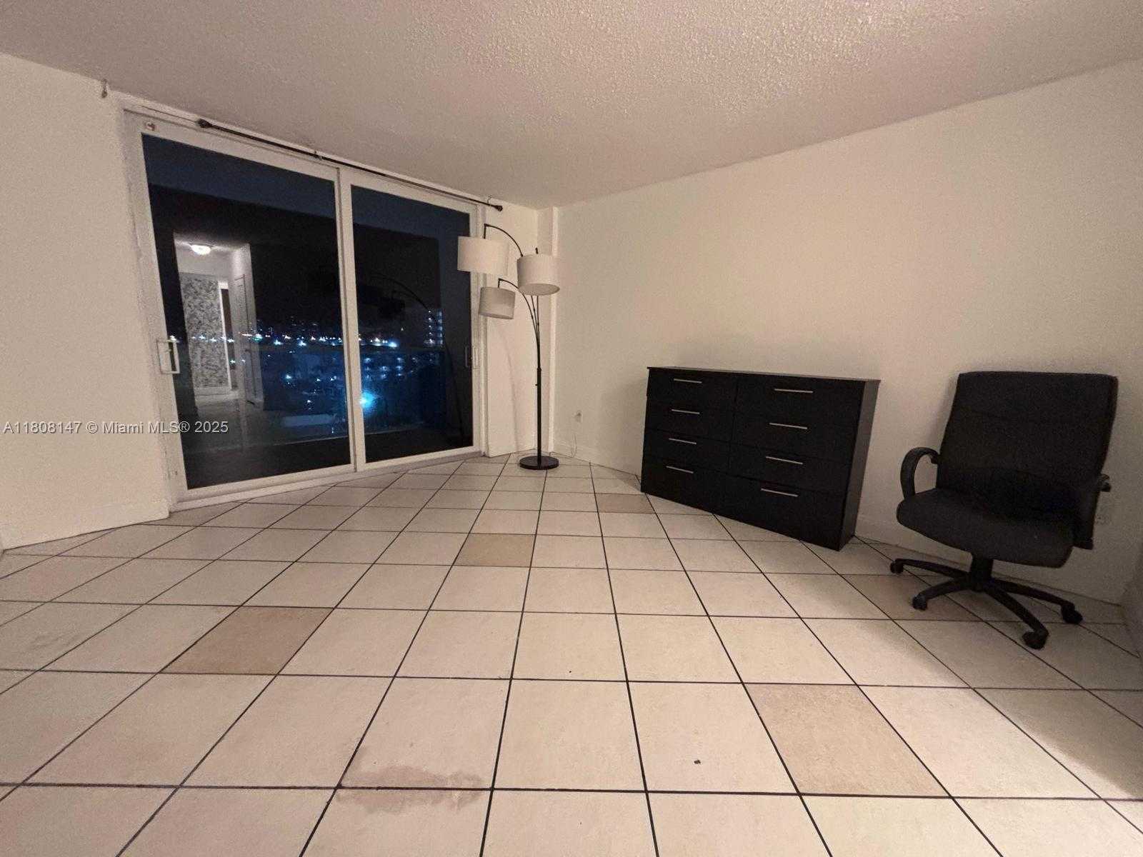 Small Image of 1351 NORTH EAST MIAMI GARDENS DR #604E, Miami Number 10