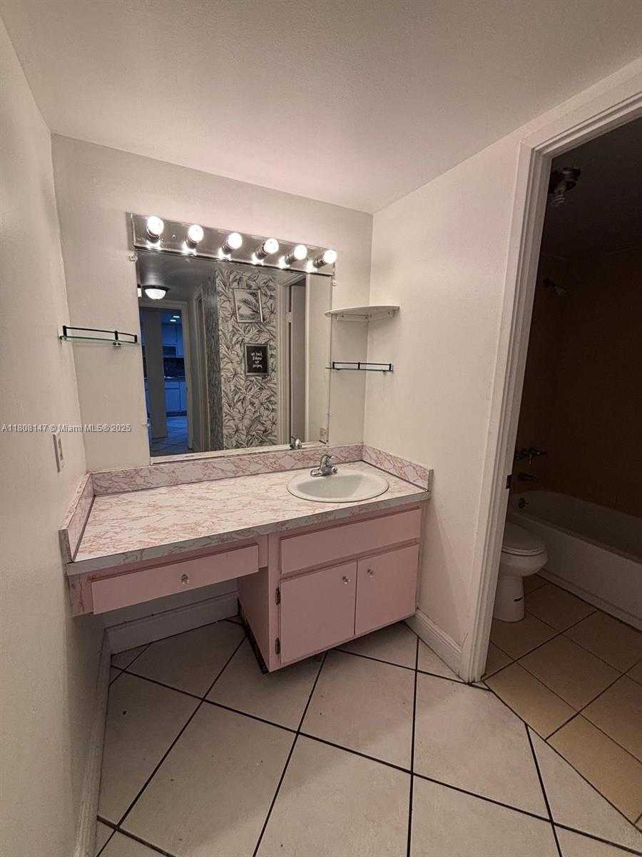 Small Image of 1351 NORTH EAST MIAMI GARDENS DR #604E, Miami Number 12