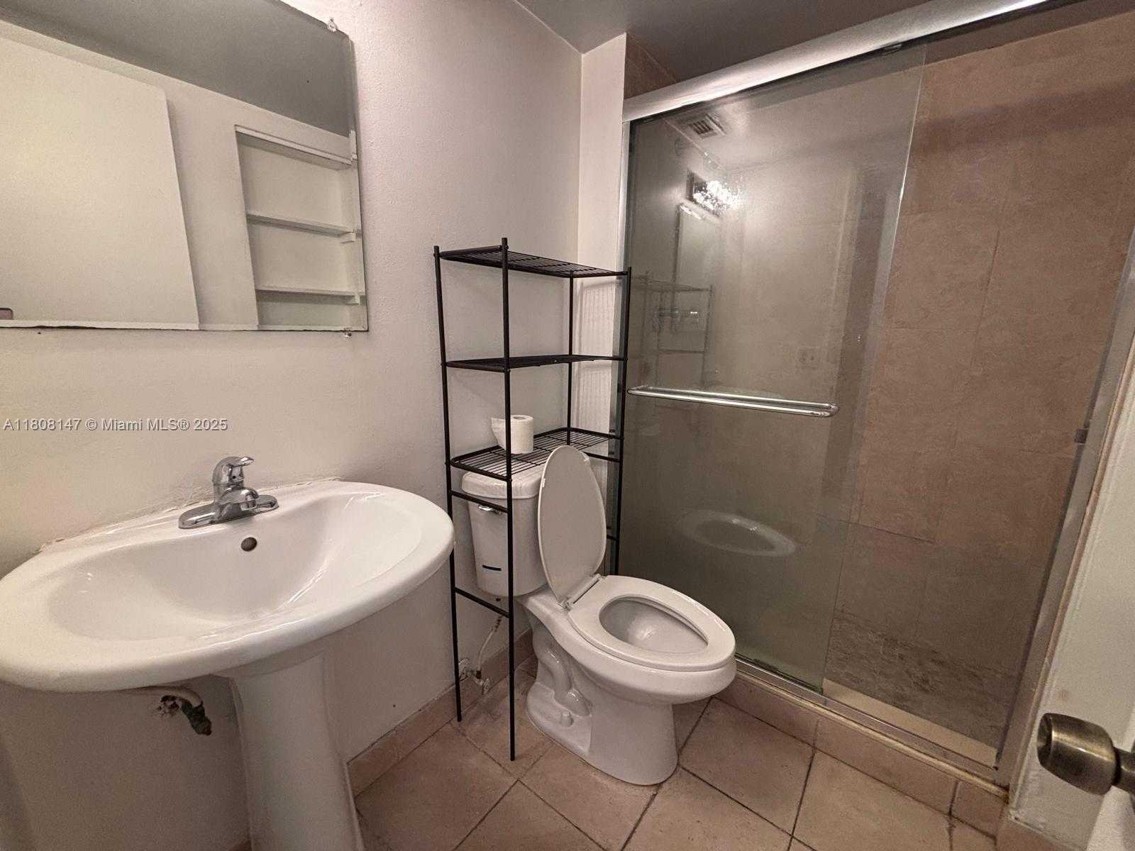 Small Image of 1351 NORTH EAST MIAMI GARDENS DR #604E, Miami Number 8