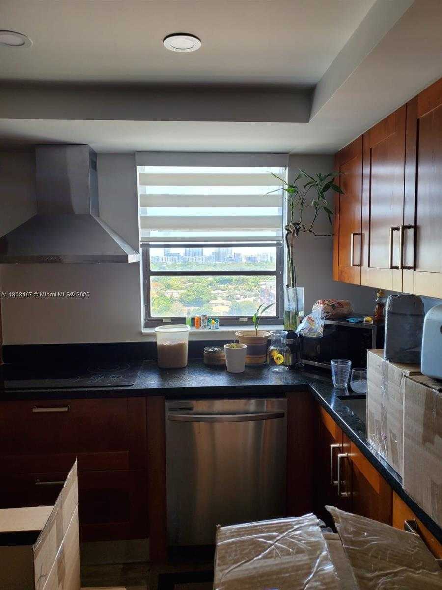 Small Image of 66 VALENCIA AVE #PH1C, Coral Gables Number 8