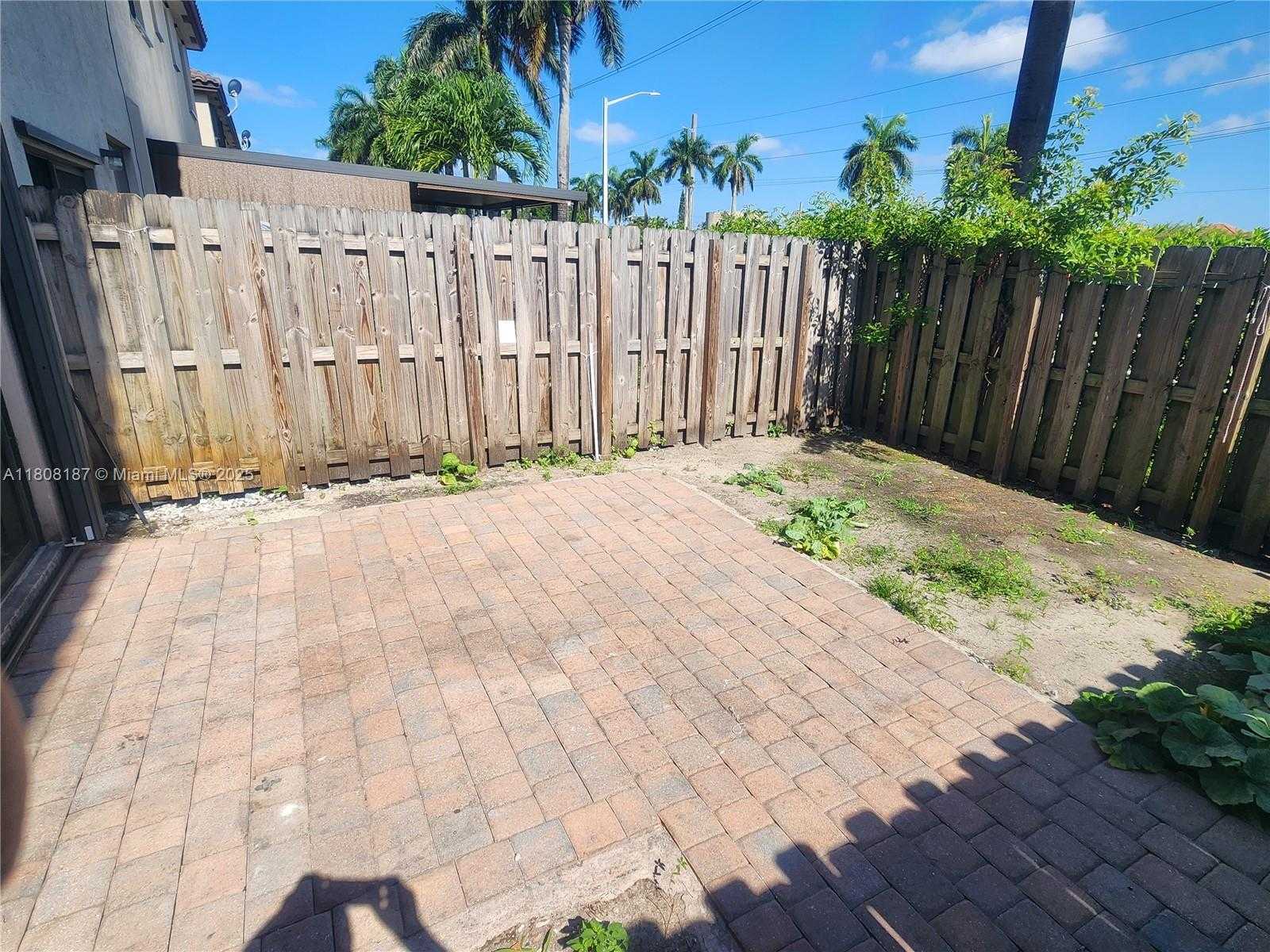 Small Image of 11549 SOUTH WEST 248 TER, Miami Number 12